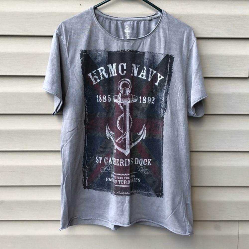 Cedarwood State men’s short sleeve tee shirt $5/25